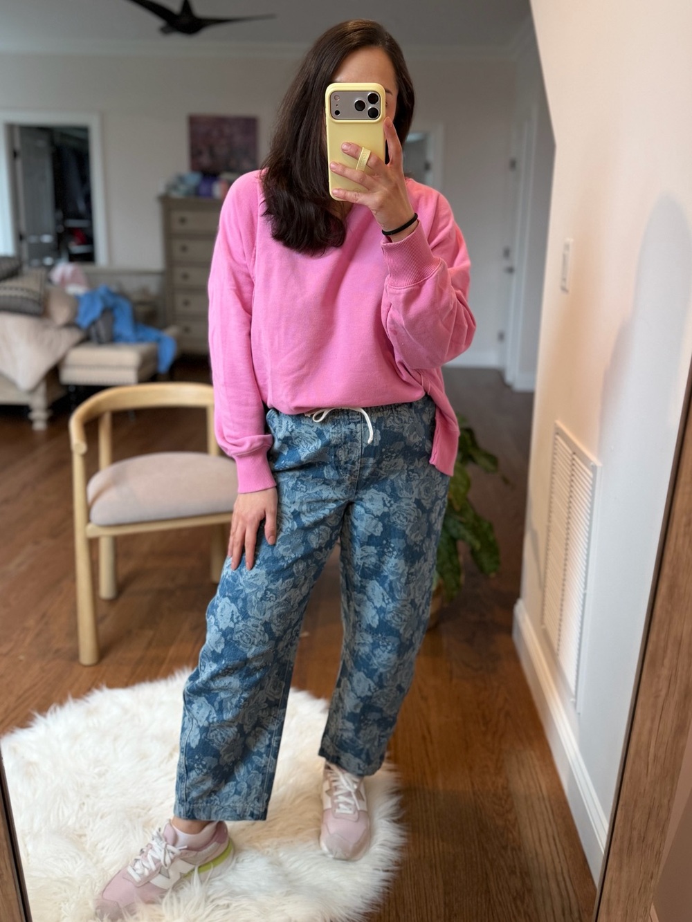 Women’s Blue Floral Print super soft pull on barrel pants